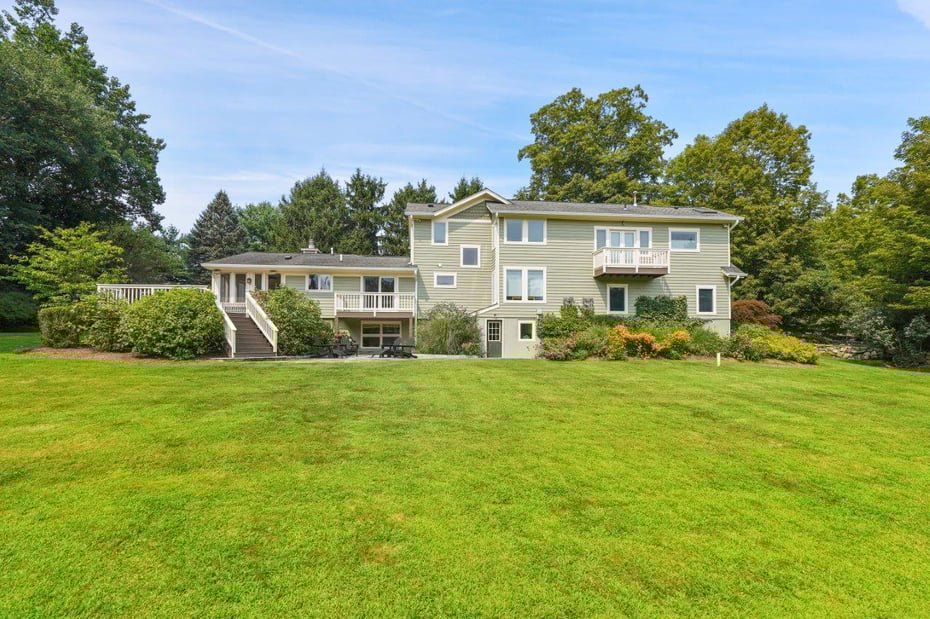 145 Vail Lane Photo 3
