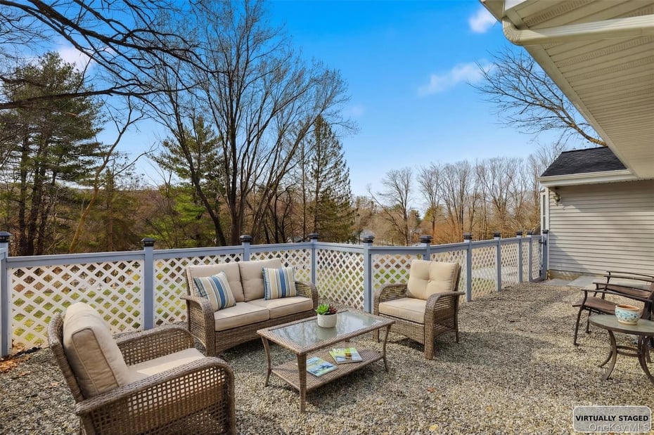 16 Sugar Hill Road Photo 7