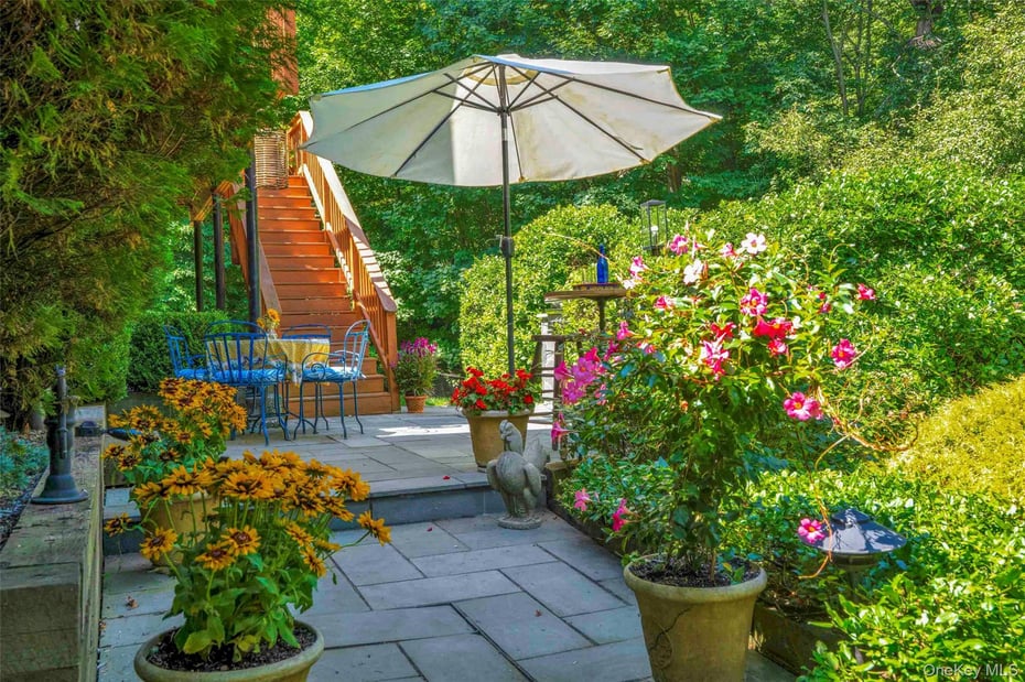 14 Leatherstocking Lane Photo 36