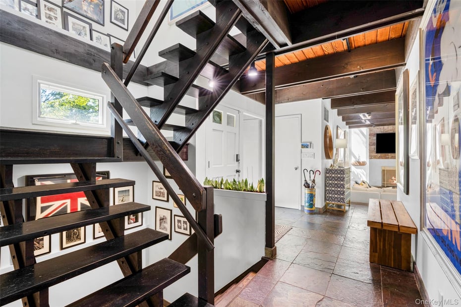 14 Leatherstocking Lane Photo 6