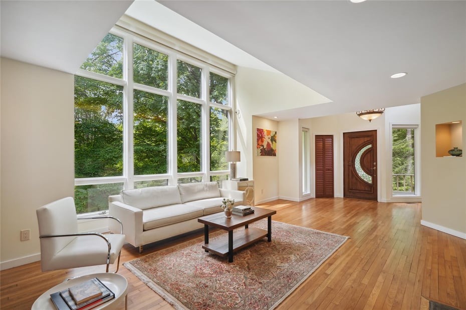 49 Rock Hill Road Photo 1