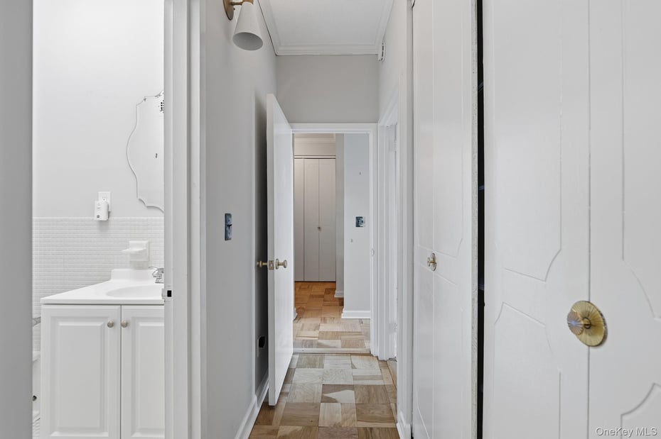 16 Rockledge Avenue  #5P-2 Photo 17