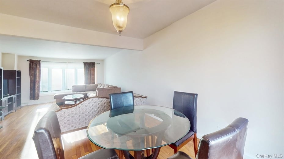 10 Rumbrook Road Photo 6