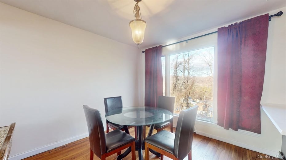 10 Rumbrook Road Photo 5