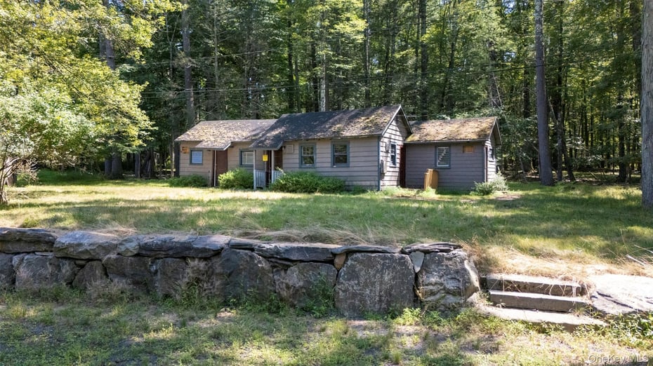 20 Country Club Lane Photo 14