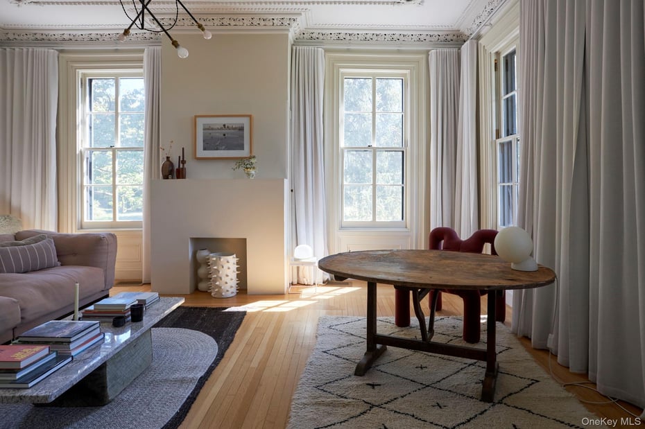 44 Main Street Photo 20