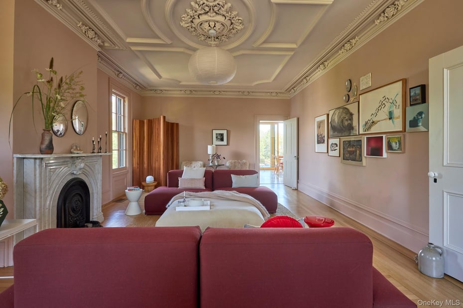 44 Main Street Photo 13