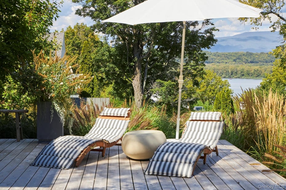 44 Main Street Photo 35