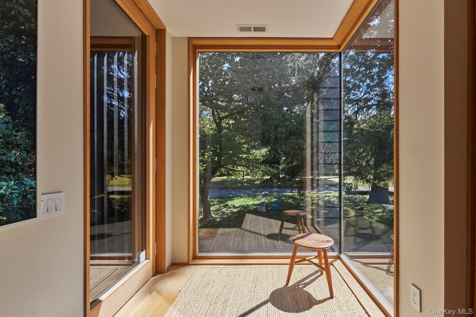 44 Main Street Photo 4