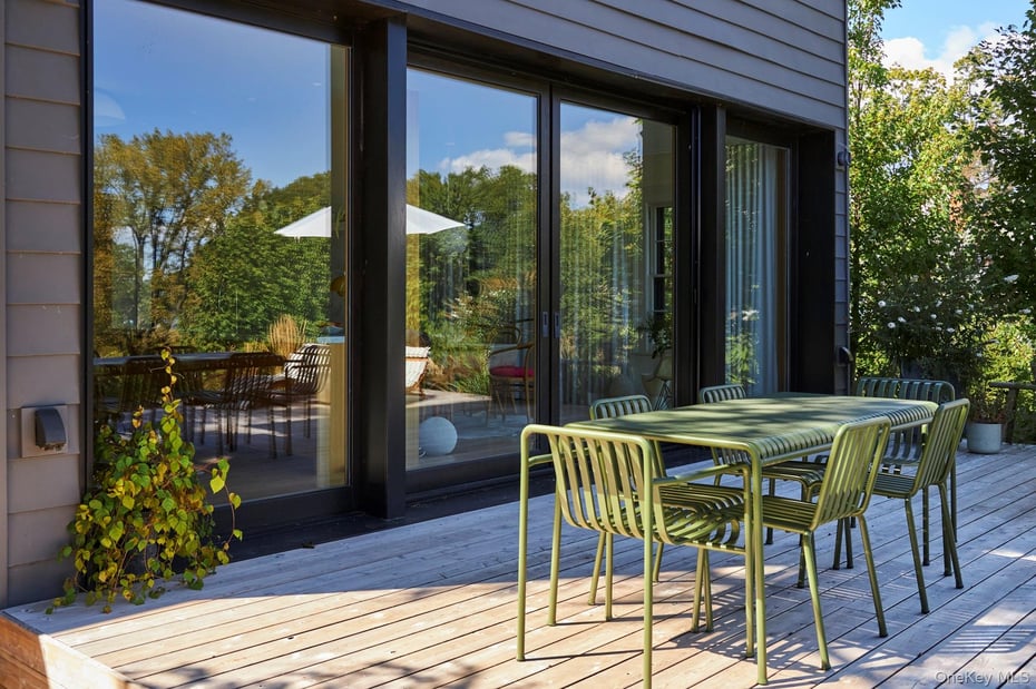 44 Main Street Photo 11