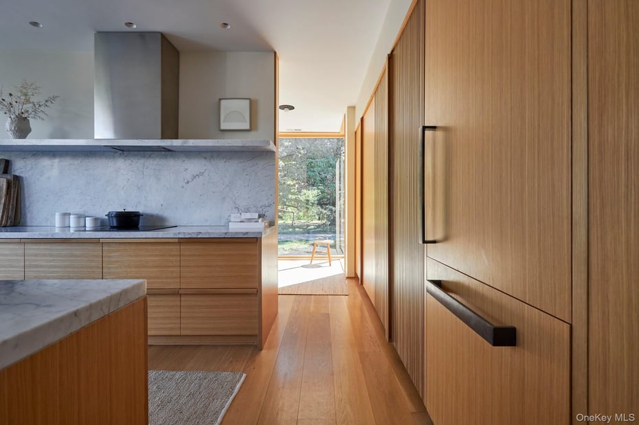 44 Main Street Photo 5