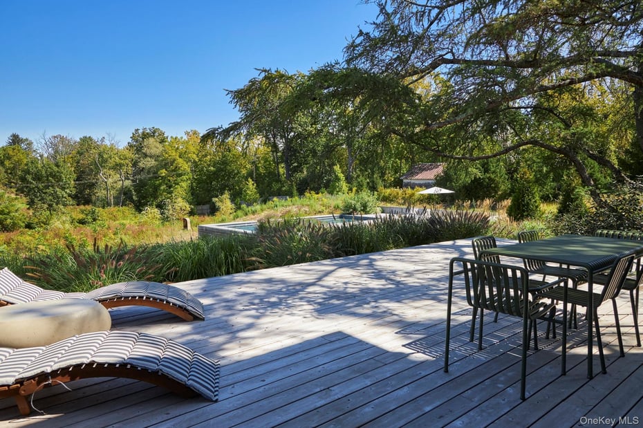 44 Main Street Photo 12