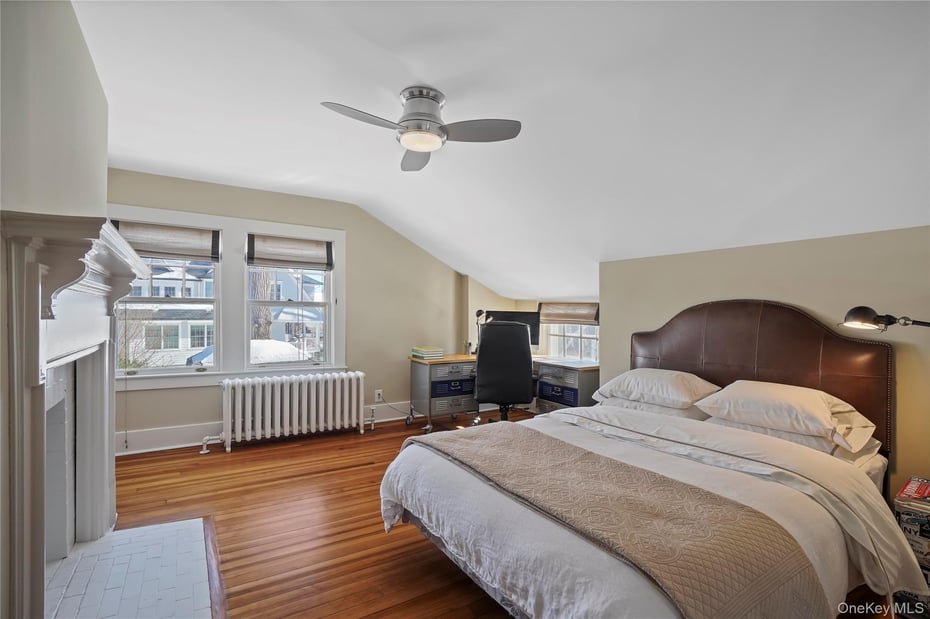 534 Pelham Manor Road Photo 33