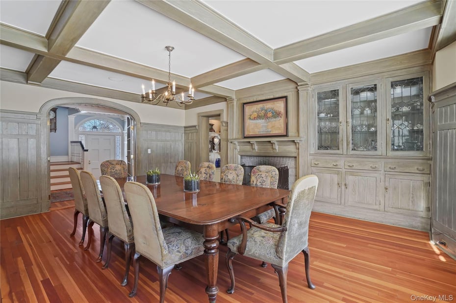 534 Pelham Manor Road Photo 13