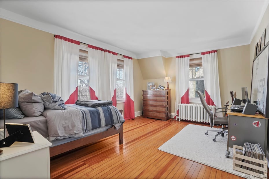 534 Pelham Manor Road Photo 26