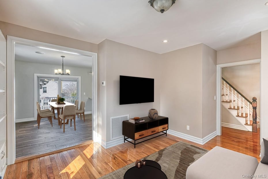 36 Watson Avenue Photo 12