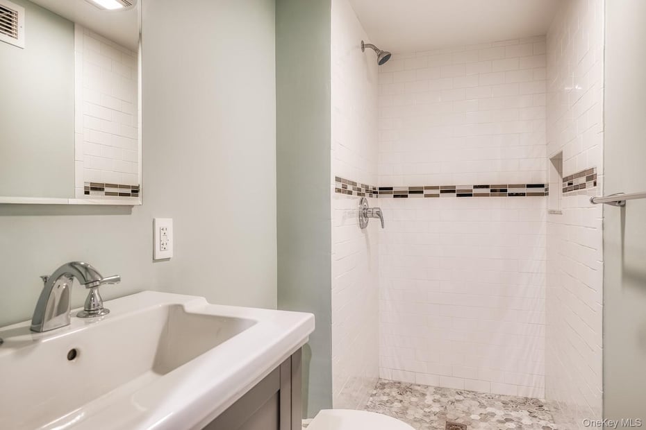 36 Watson Avenue Photo 30