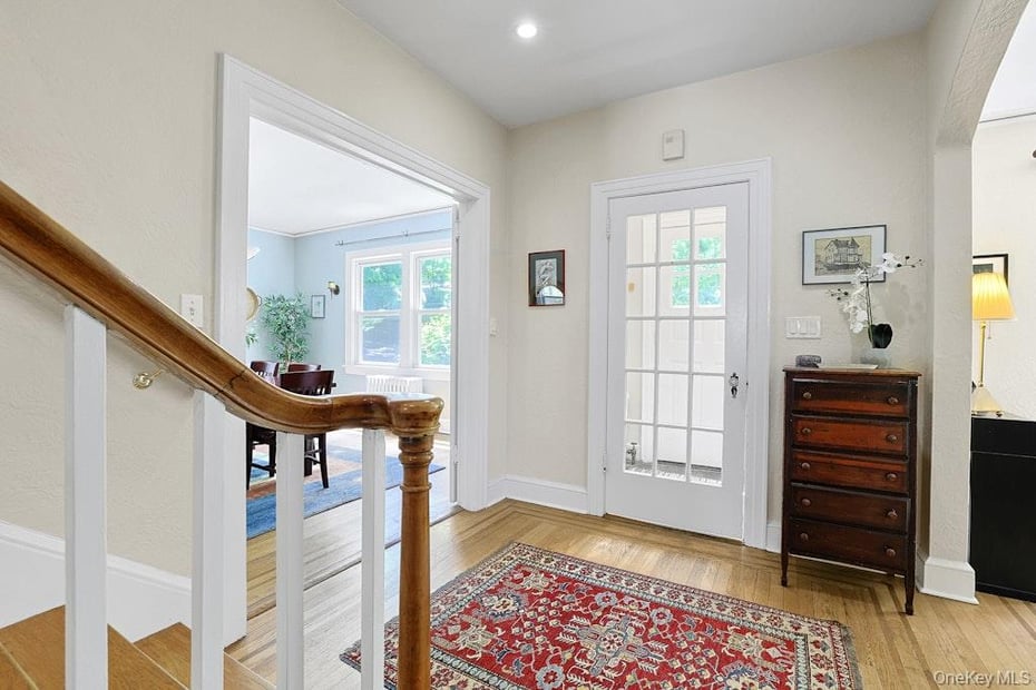 91 Vaughn Avenue Photo 4