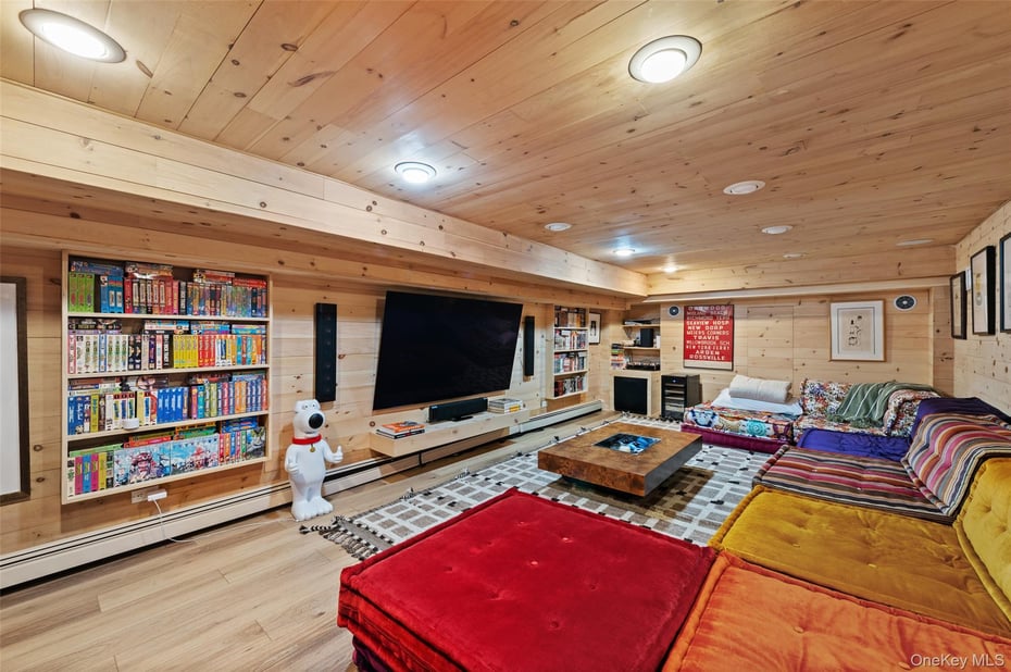 258 Hardscrabble Road Photo 16