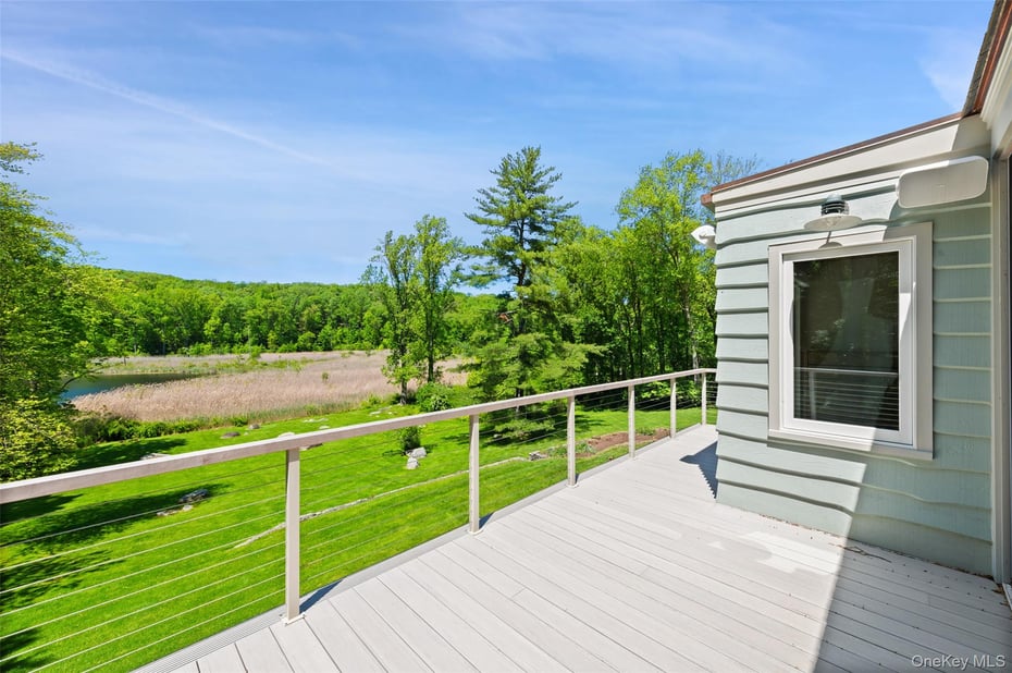 258 Hardscrabble Road Photo 24