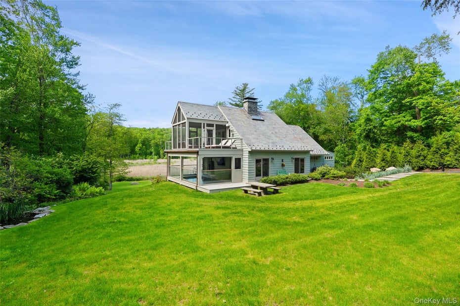 258 Hardscrabble Road Photo 5