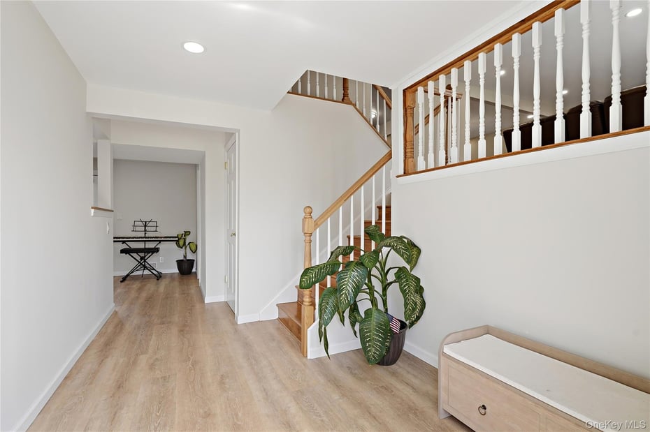 10 Valleyview Road Photo 3