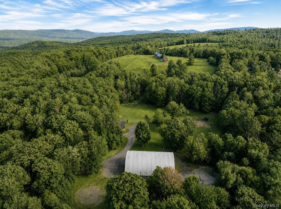 241 Cunningham Hill Road Photo 34