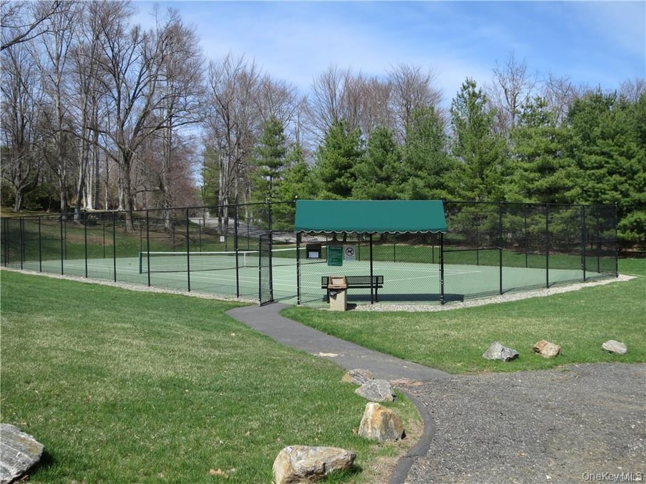 5 Elizabeth Court Photo 34