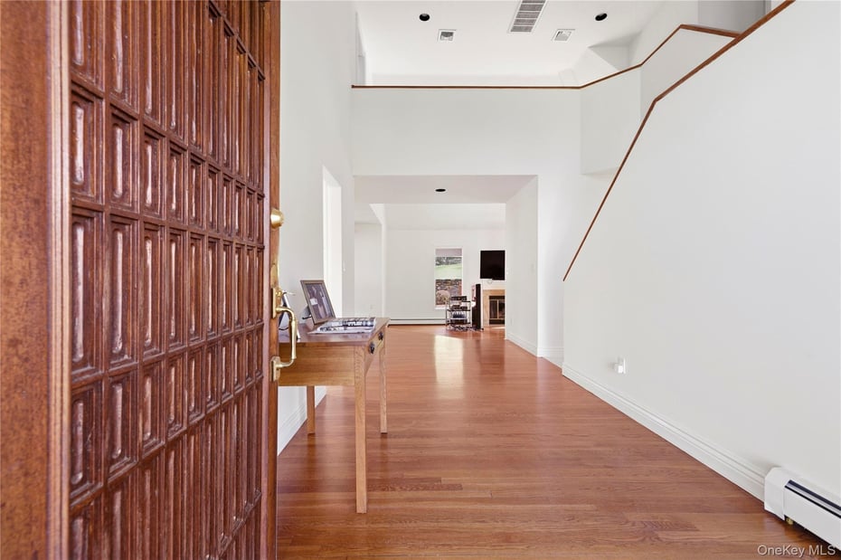 5 Elizabeth Court Photo 4