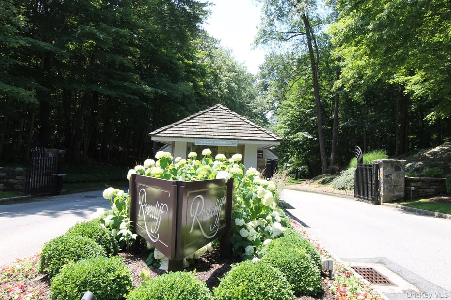 5 Elizabeth Court Photo 30