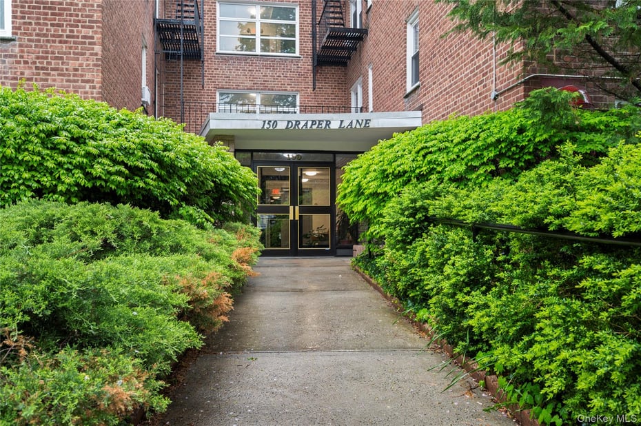 150 Draper Lane  #2JN Photo 19