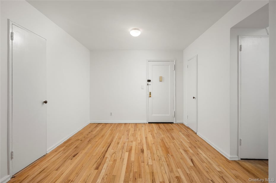 150 Draper Lane  #2JN Photo 6