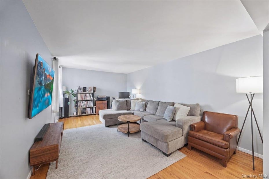 625 Gramatan Avenue  #5O Photo 6