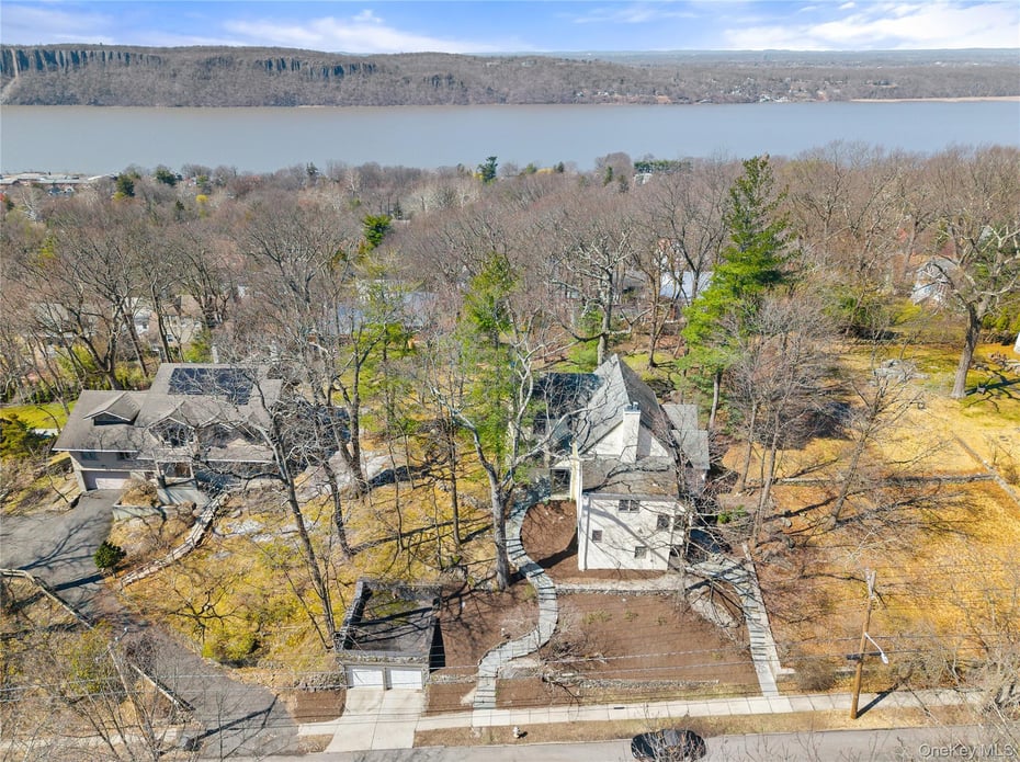 191 Villard Avenue Photo 35