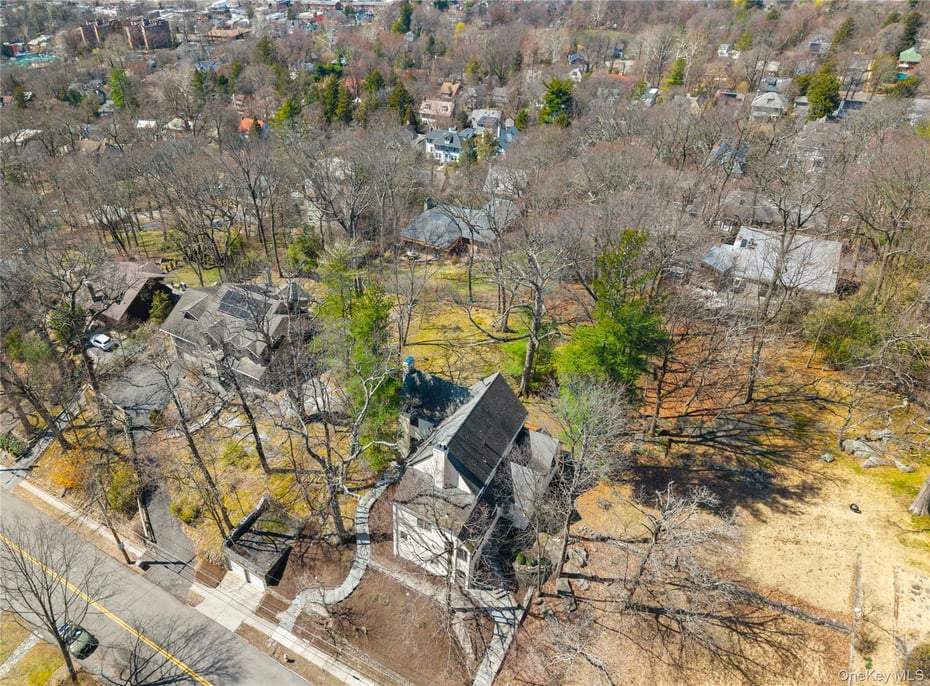 191 Villard Avenue Photo 36