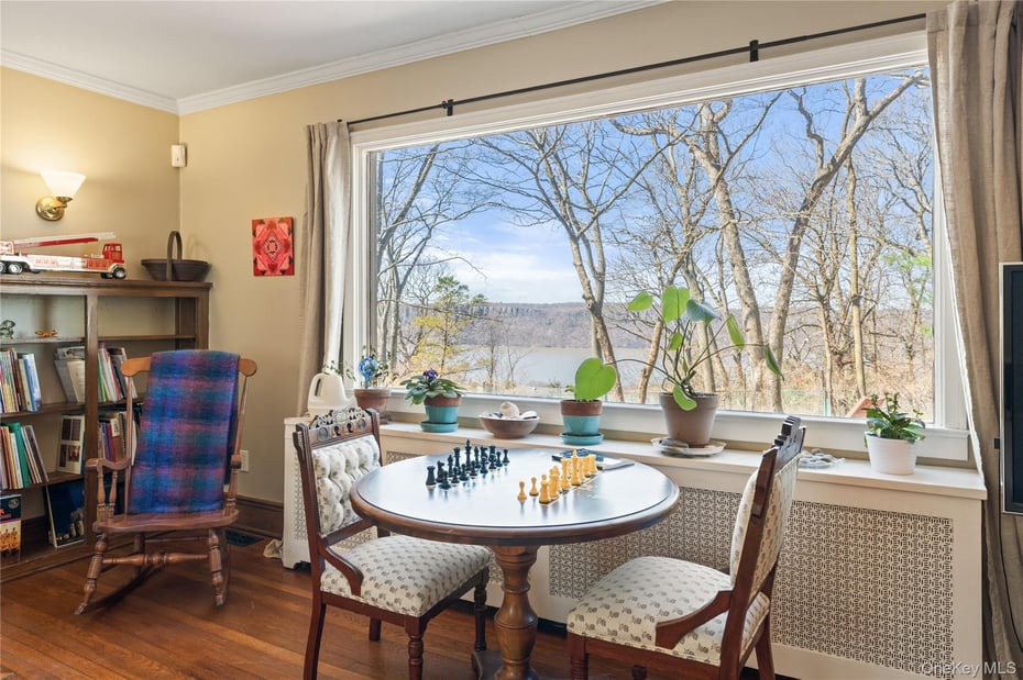 191 Villard Avenue Photo 6