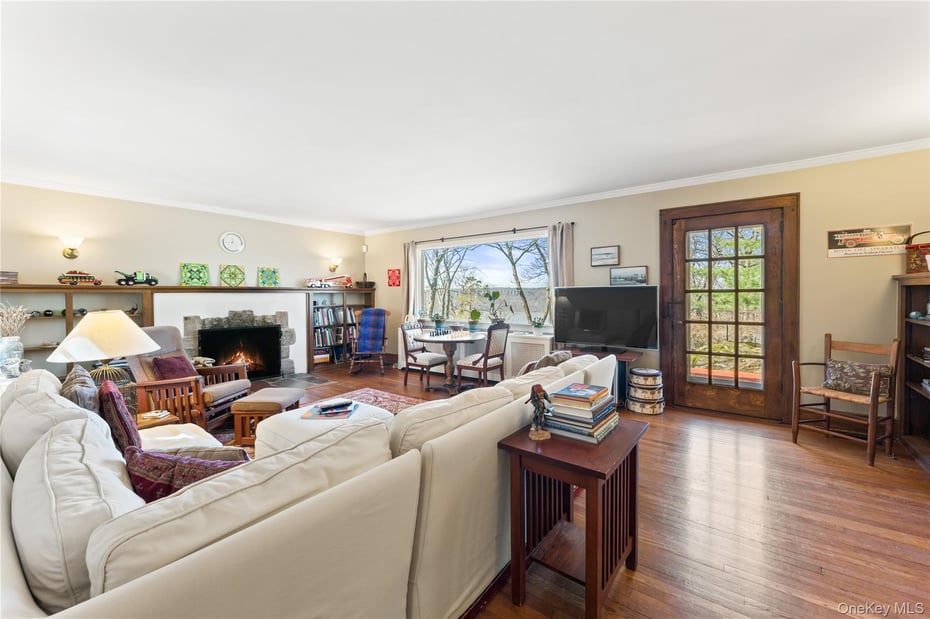 191 Villard Avenue Photo 5