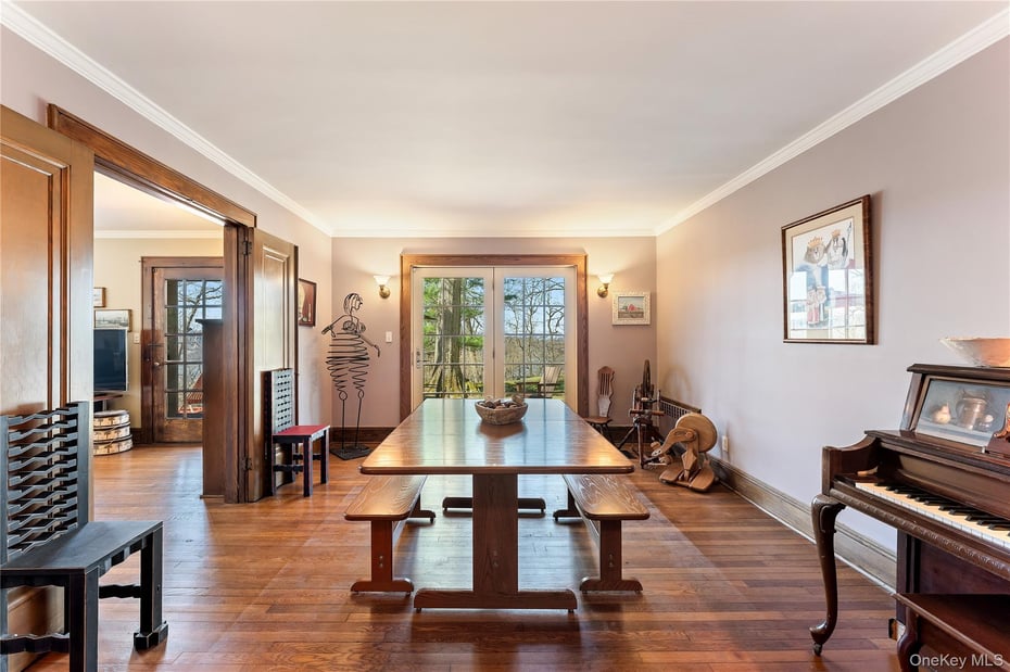 191 Villard Avenue Photo 9