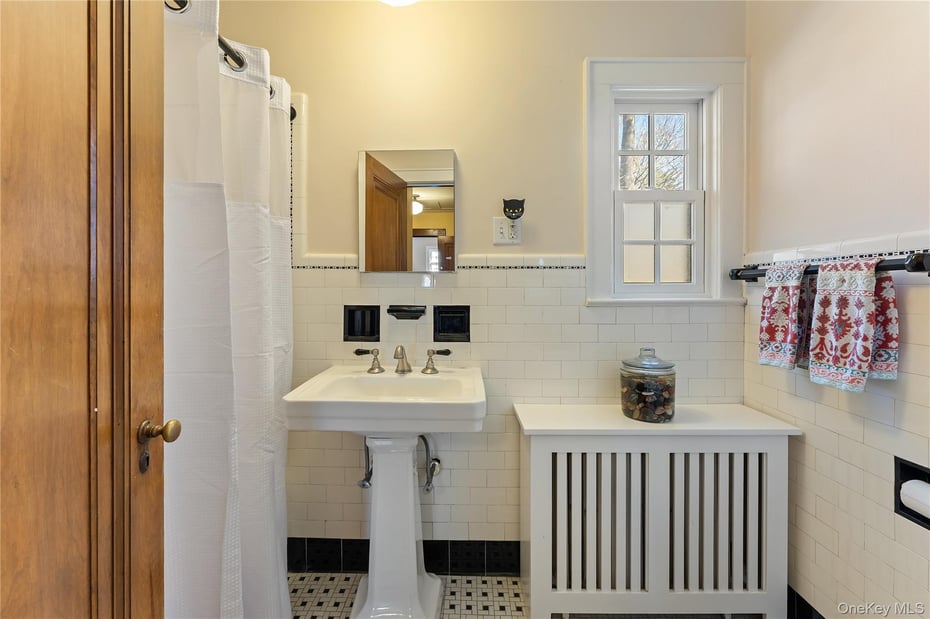 191 Villard Avenue Photo 27