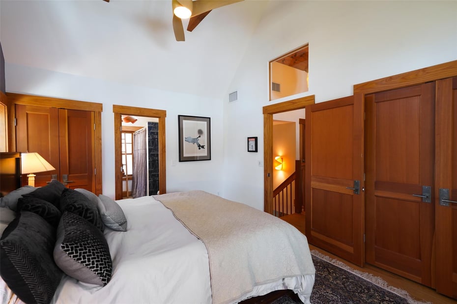 54 Hoyt Street Photo 24