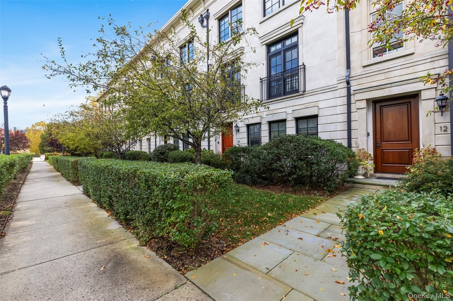 12 Rivers Edge Drive Photo 30