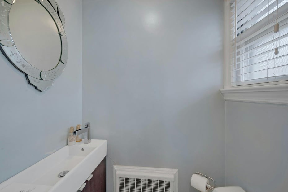 178 Beech Street Photo 12
