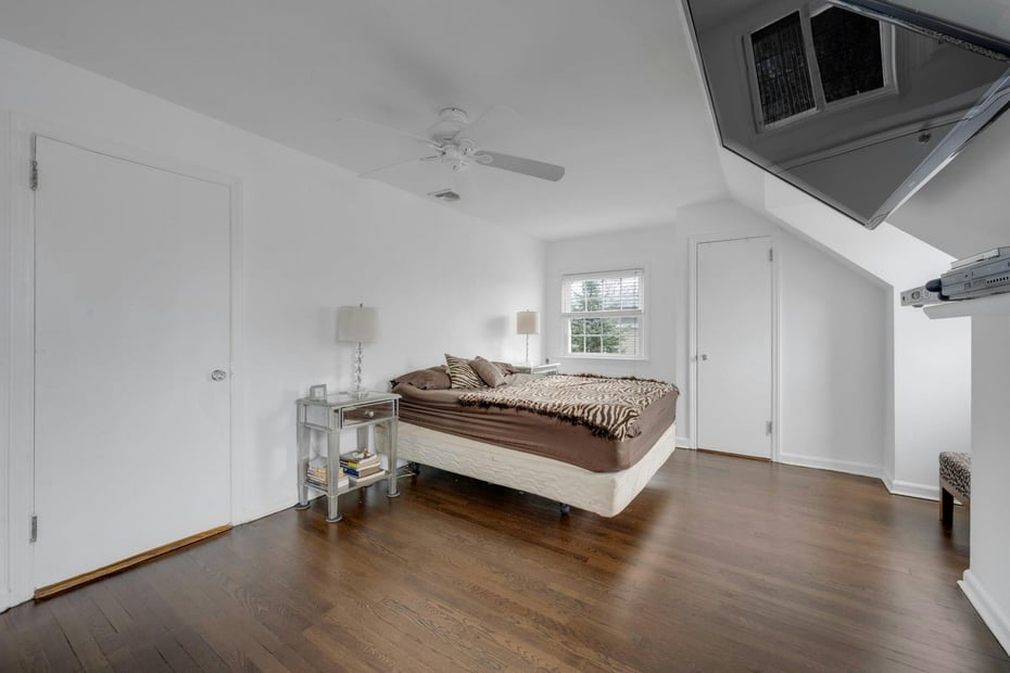 178 Beech Street Photo 13