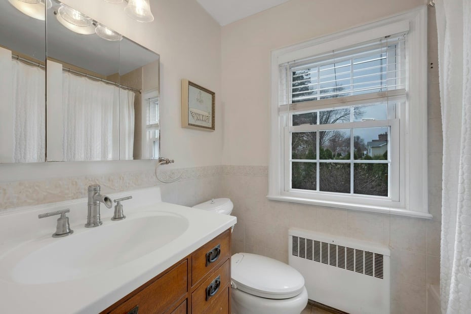 178 Beech Street Photo 17
