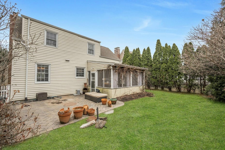 178 Beech Street Photo 19