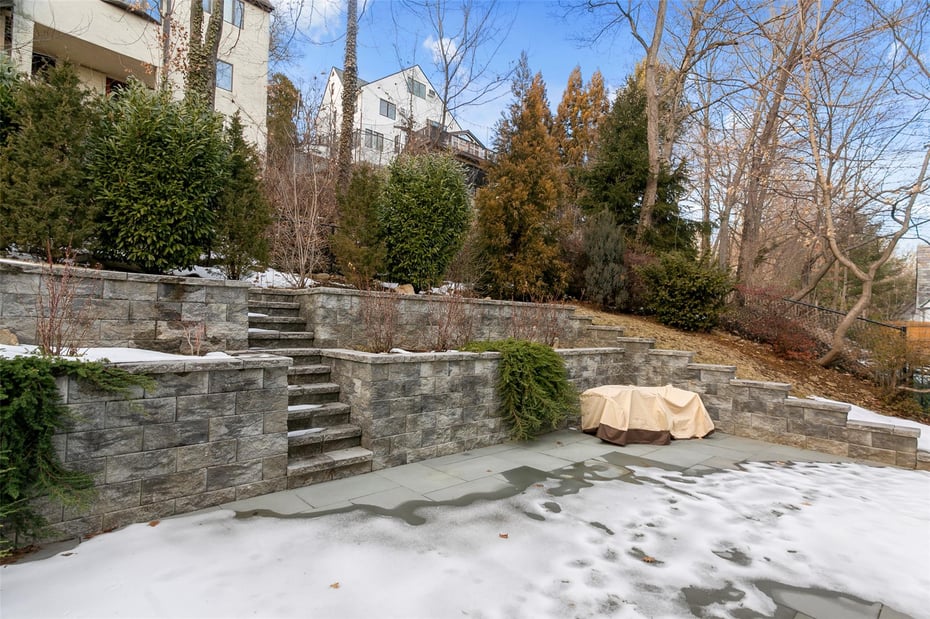 124 Aqueduct Drive Photo 27
