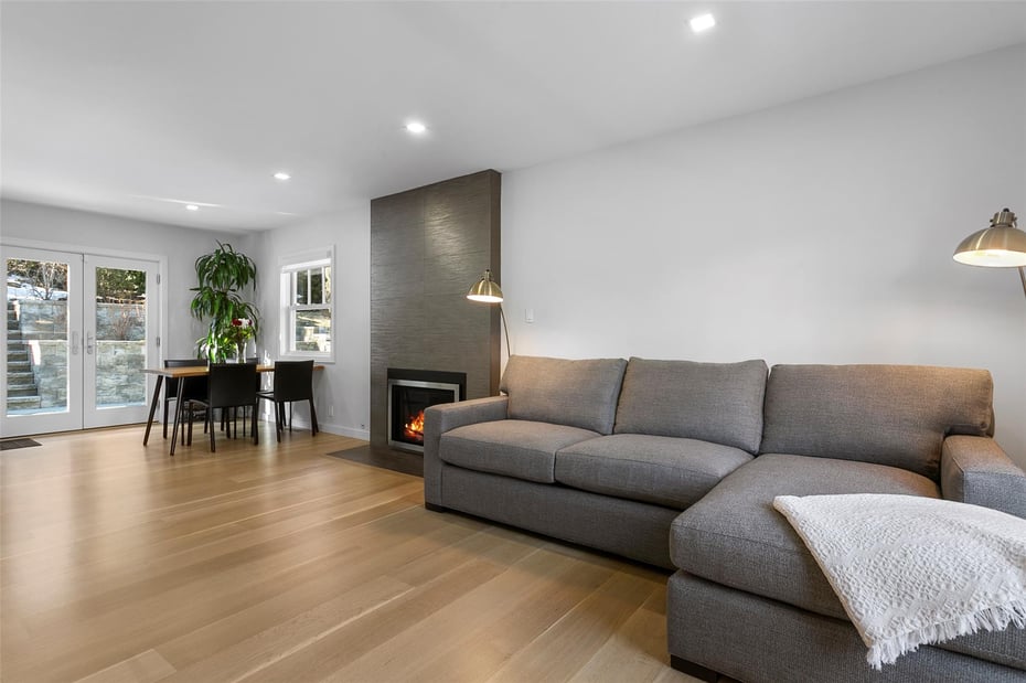 124 Aqueduct Drive Photo 6