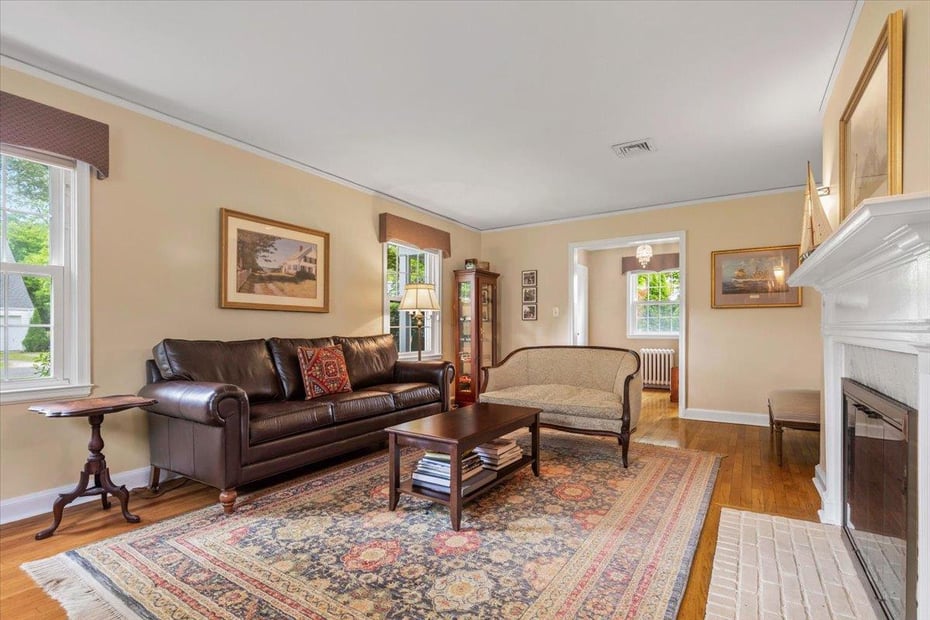 94 Sprague Road Photo 7