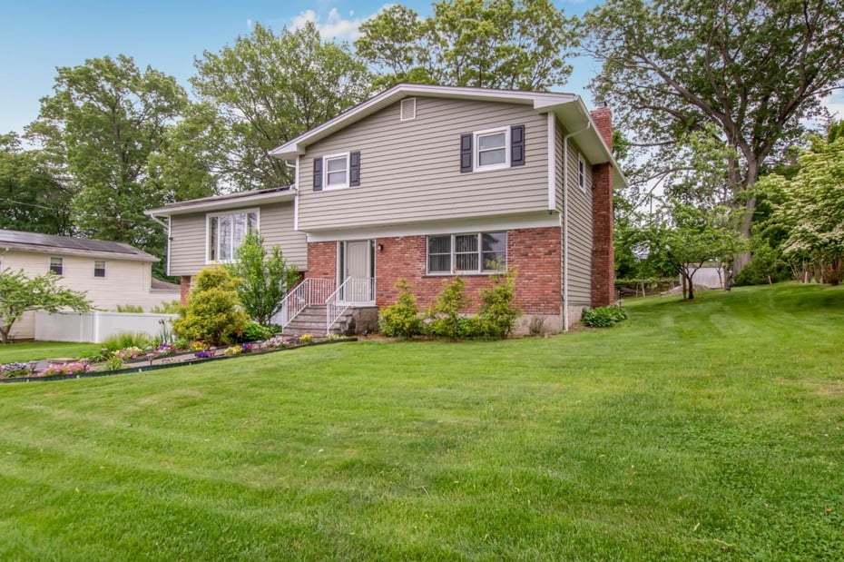 127 Parkview Road Photo 2