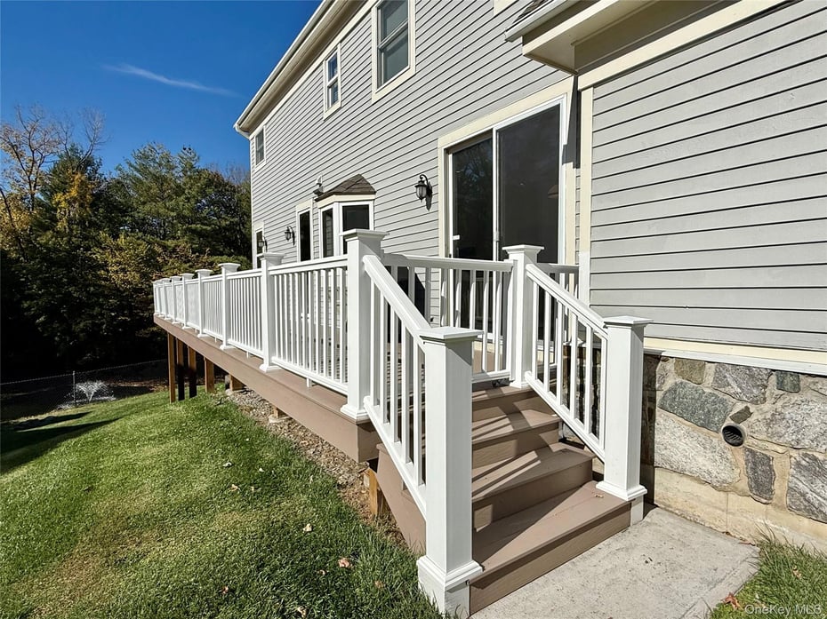 7 Cobblefield Lane Photo 47